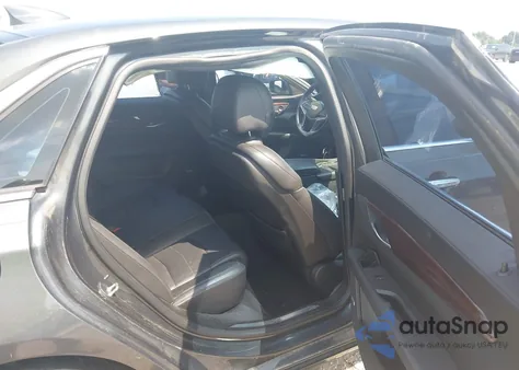 2017 Cadillac Ct6 Standard z USA, uszkodzony, nr VIN 1G6KA5RX2HU176901